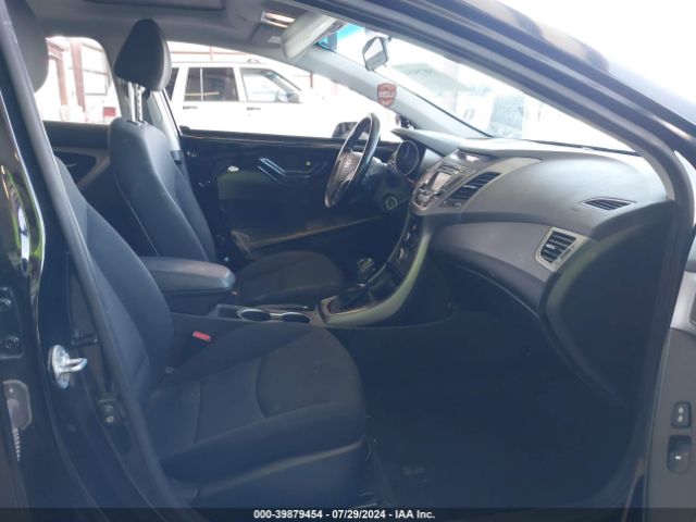 Photo 4 VIN: KMHDH4AE0FU357106 - HYUNDAI ELANTRA 