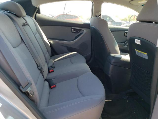 Photo 9 VIN: KMHDH4AE0FU358692 - HYUNDAI ELANTRA SE 