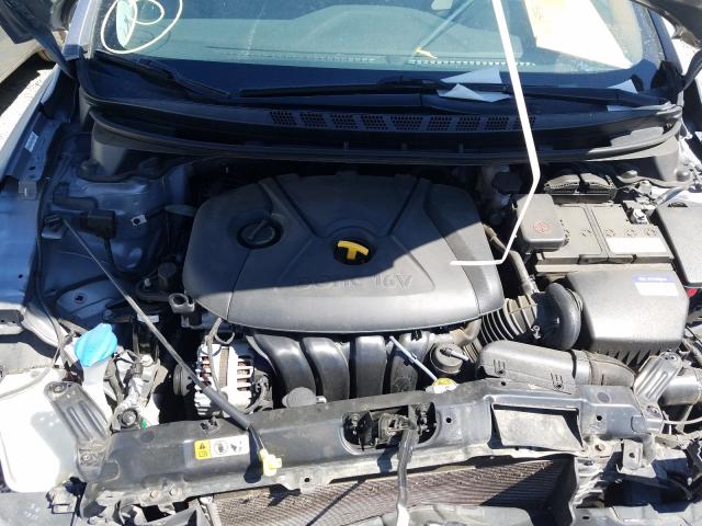 Photo 6 VIN: KMHDH4AE0FU360104 - HYUNDAI ELANTRA SE 