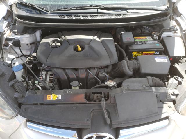 Photo 6 VIN: KMHDH4AE0FU378778 - HYUNDAI ELANTRA SE 