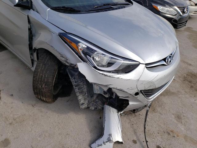 Photo 8 VIN: KMHDH4AE0FU383673 - HYUNDAI ELANTRA SE 