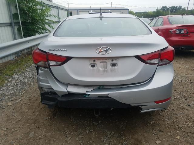 Photo 8 VIN: KMHDH4AE0FU388145 - HYUNDAI ELANTRA SE 