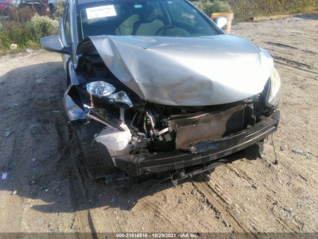 Photo 5 VIN: KMHDH4AE0FU420138 - HYUNDAI ELANTRA 