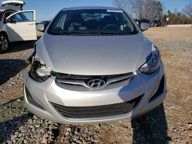 Photo 4 VIN: KMHDH4AE0FU425355 - HYUNDAI ELANTRA SE 