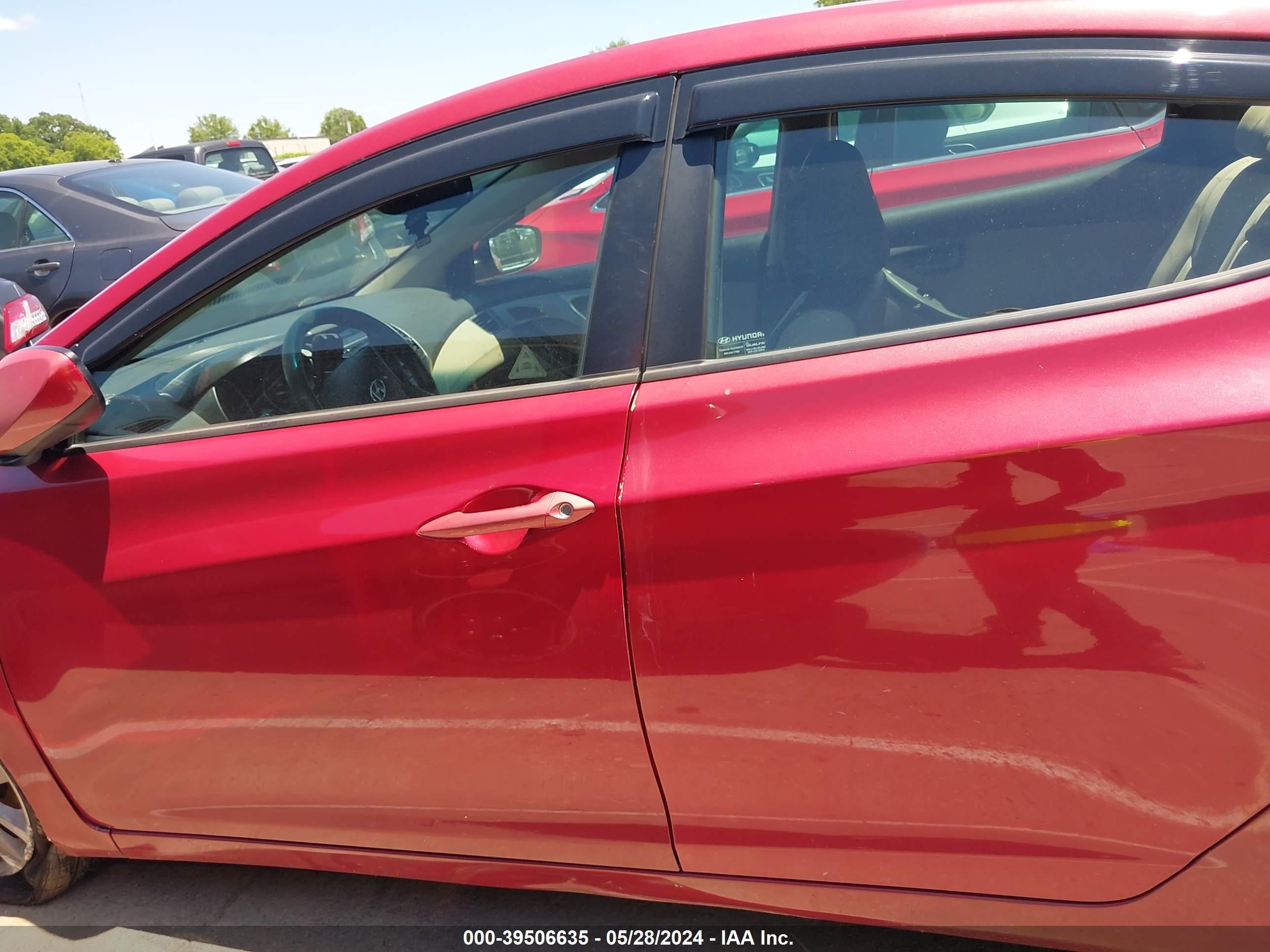 Photo 13 VIN: KMHDH4AE0GU478686 - HYUNDAI ELANTRA 