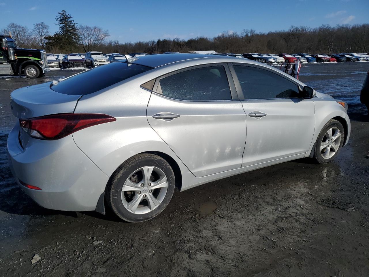 Photo 2 VIN: KMHDH4AE0GU490787 - HYUNDAI ELANTRA 