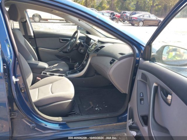 Photo 4 VIN: KMHDH4AE0GU501741 - HYUNDAI ELANTRA 