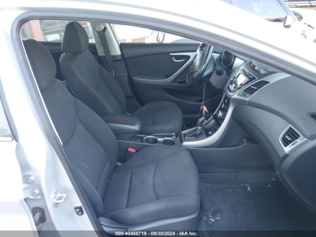 Photo 4 VIN: KMHDH4AE0GU579291 - HYUNDAI ELANTRA 