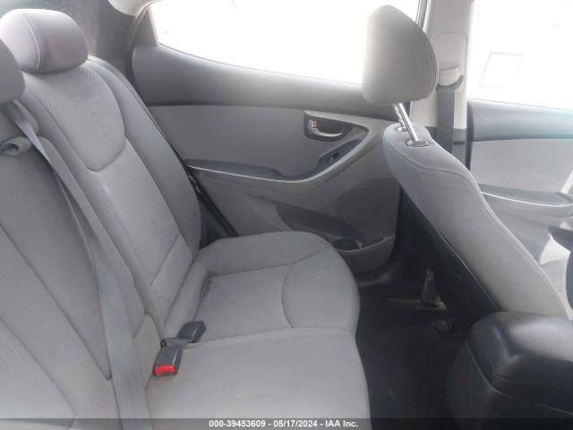 Photo 7 VIN: KMHDH4AE0GU632958 - HYUNDAI ELANTRA 