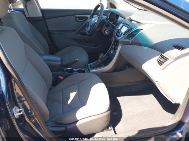 Photo 4 VIN: KMHDH4AE0GU633625 - HYUNDAI ELANTRA 