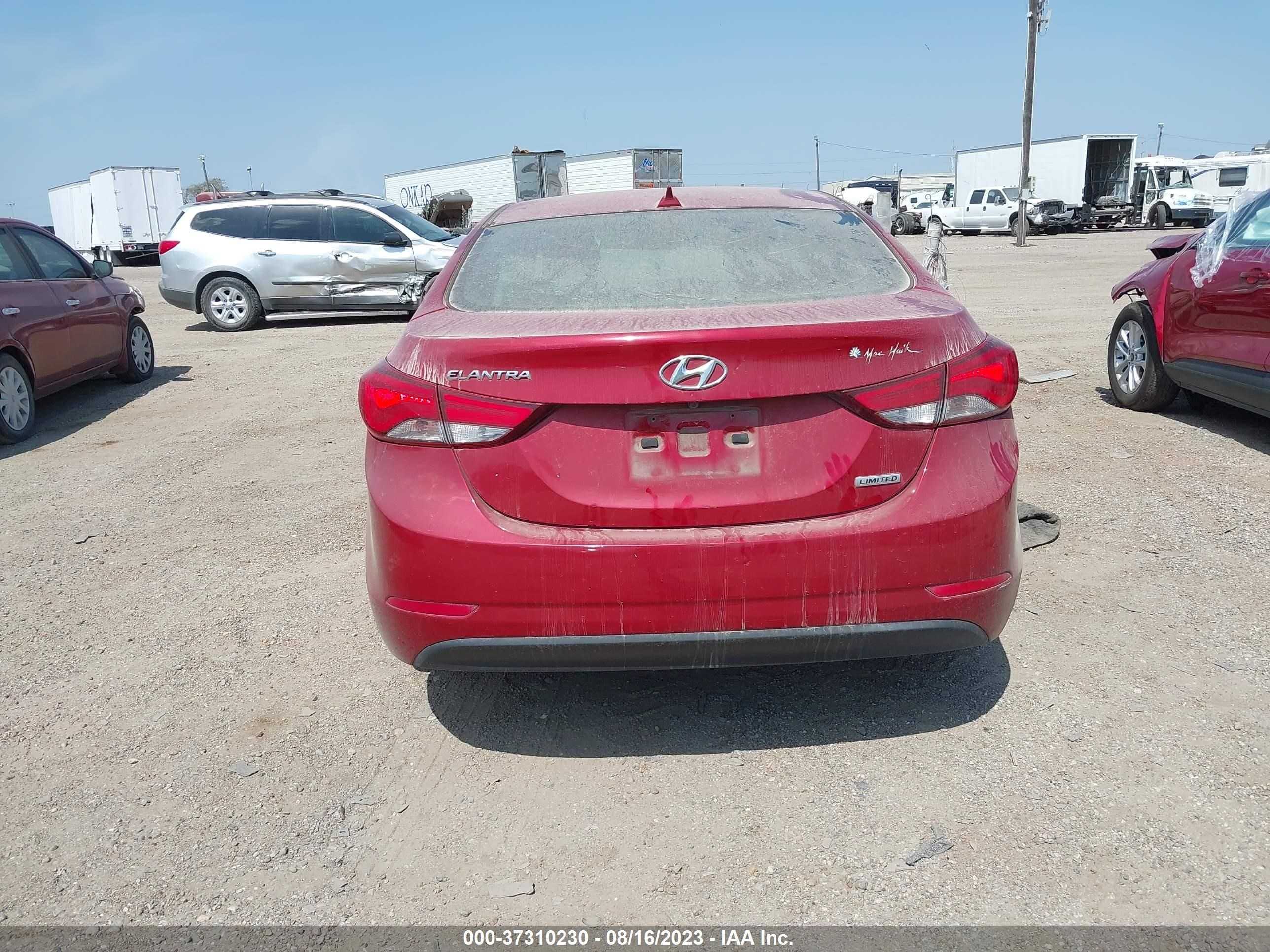 Photo 16 VIN: KMHDH4AE0GU635911 - HYUNDAI ELANTRA 