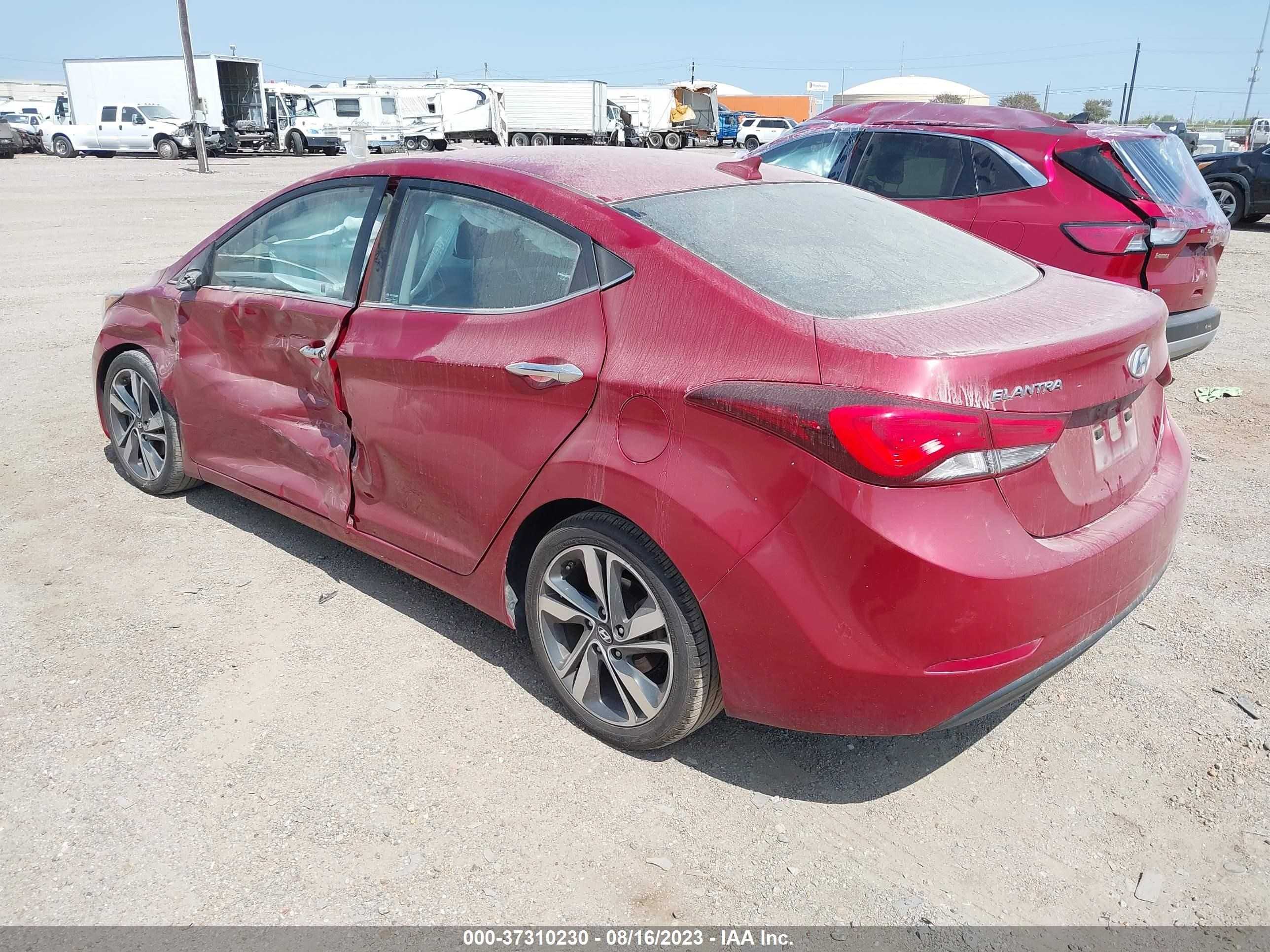 Photo 2 VIN: KMHDH4AE0GU635911 - HYUNDAI ELANTRA 