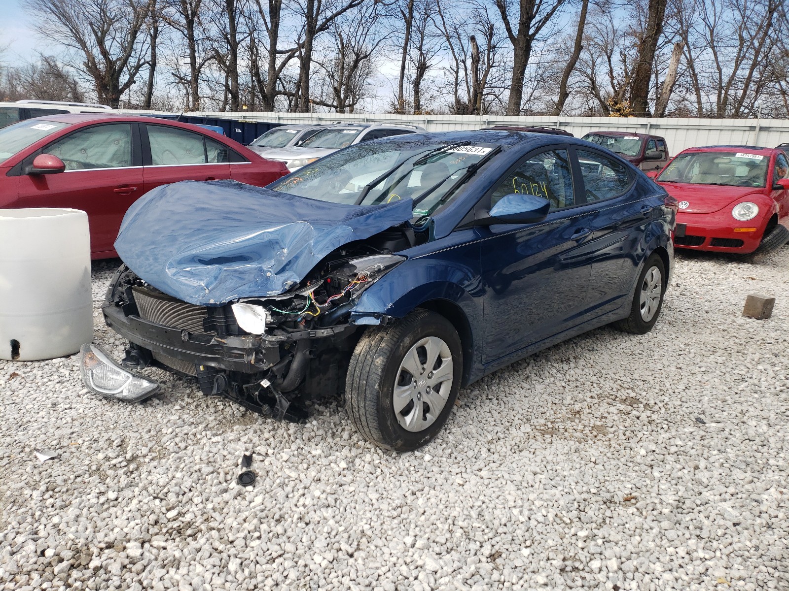 Photo 1 VIN: KMHDH4AE0GU640882 - HYUNDAI ELANTRA SE 