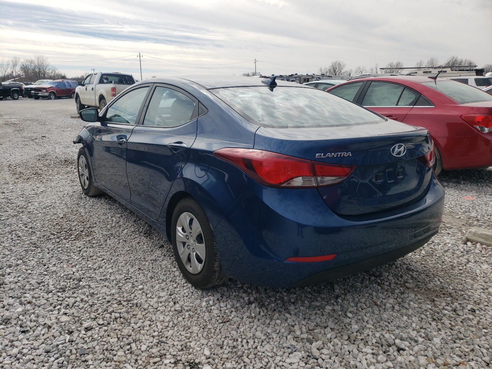 Photo 2 VIN: KMHDH4AE0GU640882 - HYUNDAI ELANTRA SE 