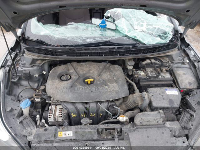 Photo 9 VIN: KMHDH4AE0GU647766 - HYUNDAI ELANTRA 