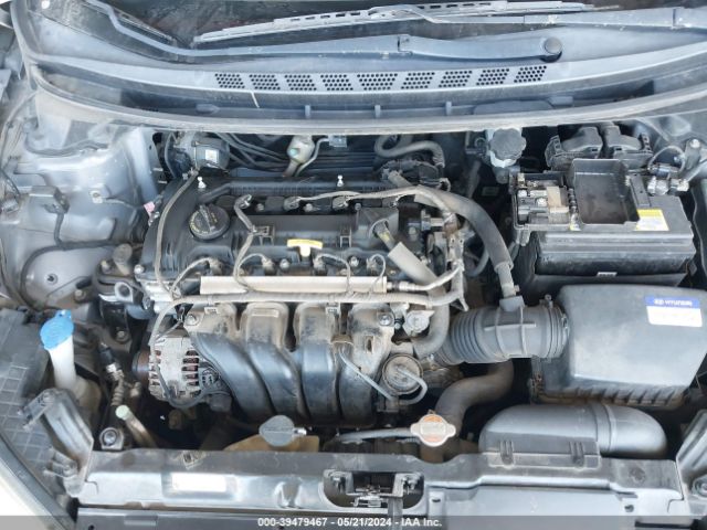 Photo 9 VIN: KMHDH4AE1BU101339 - HYUNDAI ELANTRA 