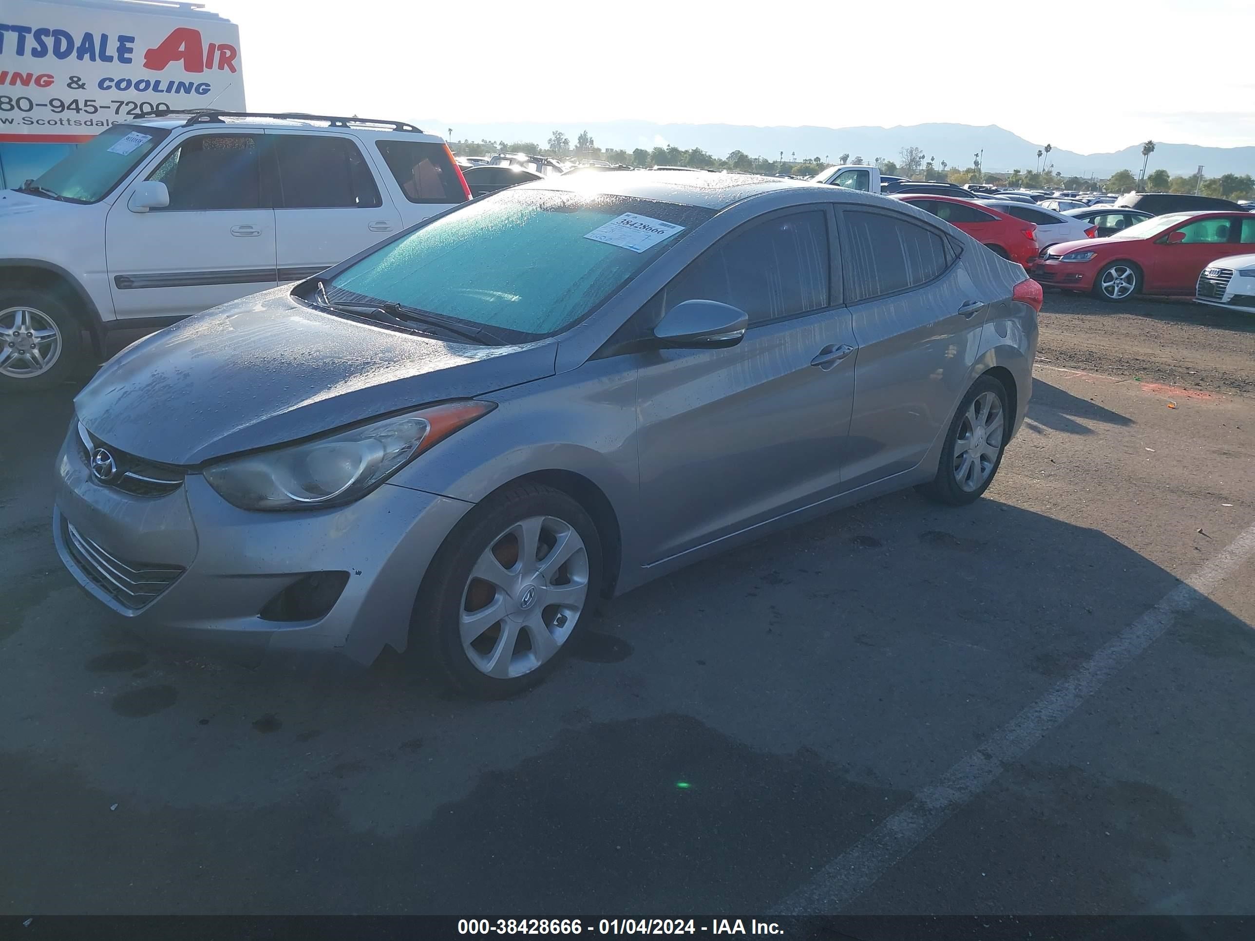 Photo 1 VIN: KMHDH4AE1BU103348 - HYUNDAI ELANTRA 