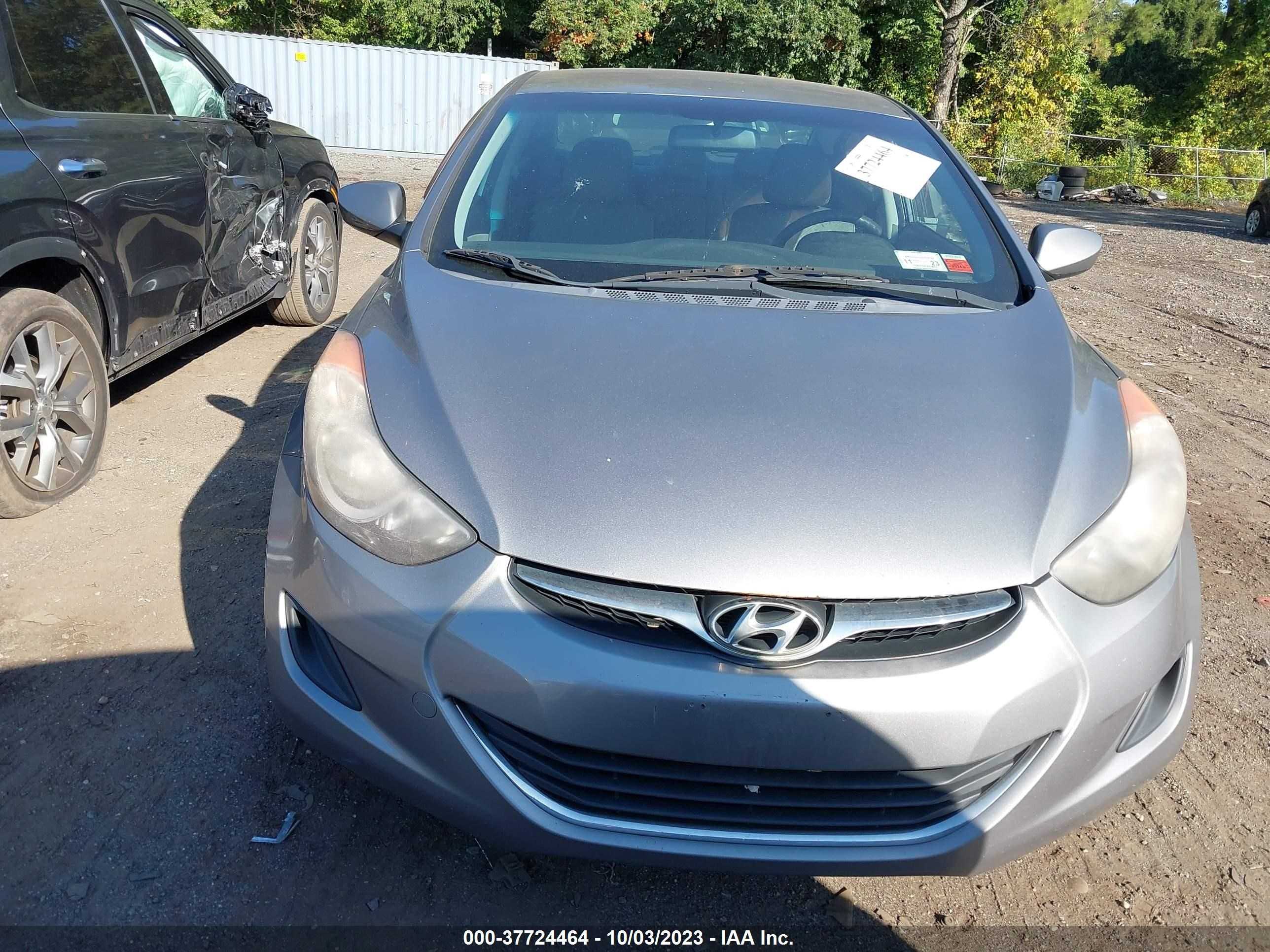 Photo 11 VIN: KMHDH4AE1BU108212 - HYUNDAI ELANTRA 