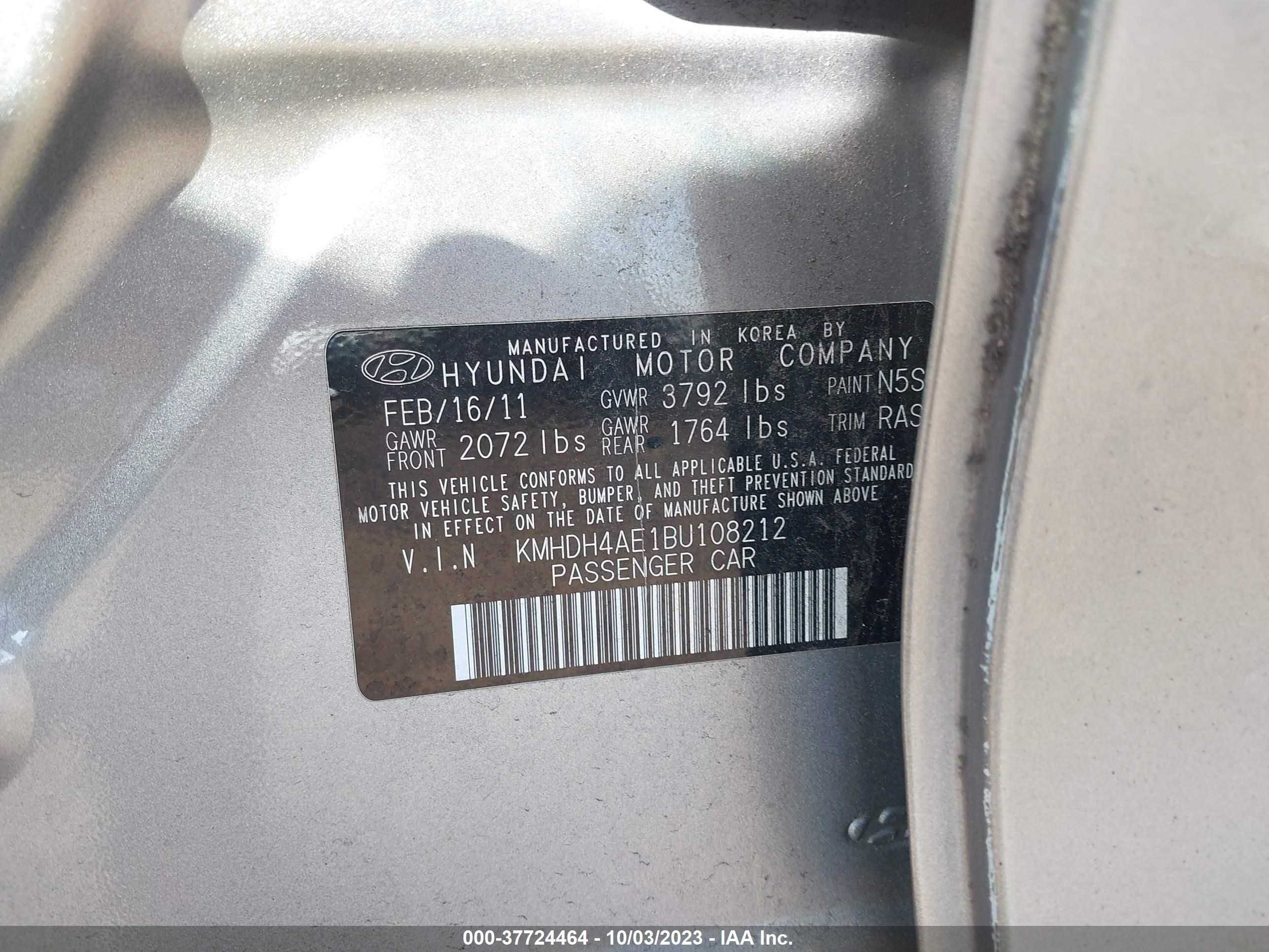 Photo 8 VIN: KMHDH4AE1BU108212 - HYUNDAI ELANTRA 