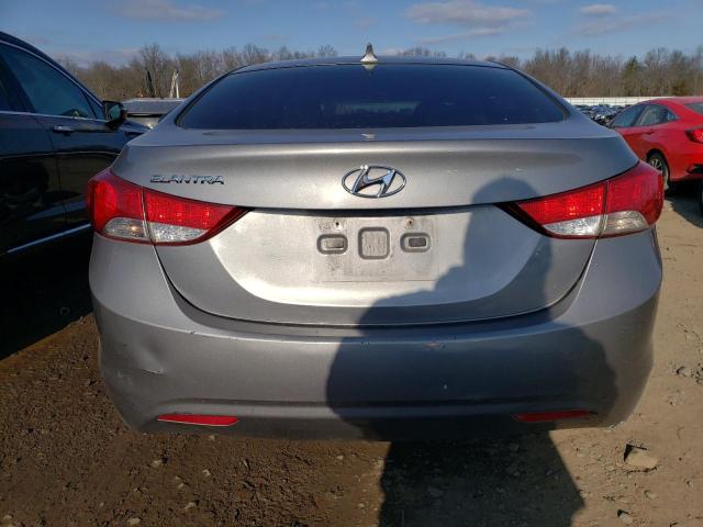 Photo 5 VIN: KMHDH4AE1BU137256 - HYUNDAI ELANTRA 