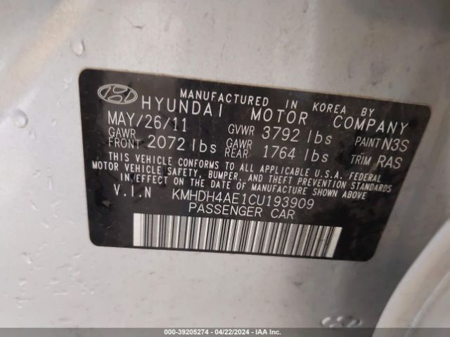 Photo 8 VIN: KMHDH4AE1CU193909 - HYUNDAI ELANTRA 