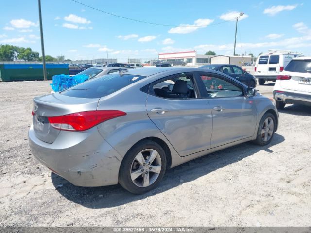 Photo 3 VIN: KMHDH4AE1CU194235 - HYUNDAI ELANTRA 