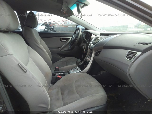 Photo 4 VIN: KMHDH4AE1CU254546 - HYUNDAI ELANTRA 