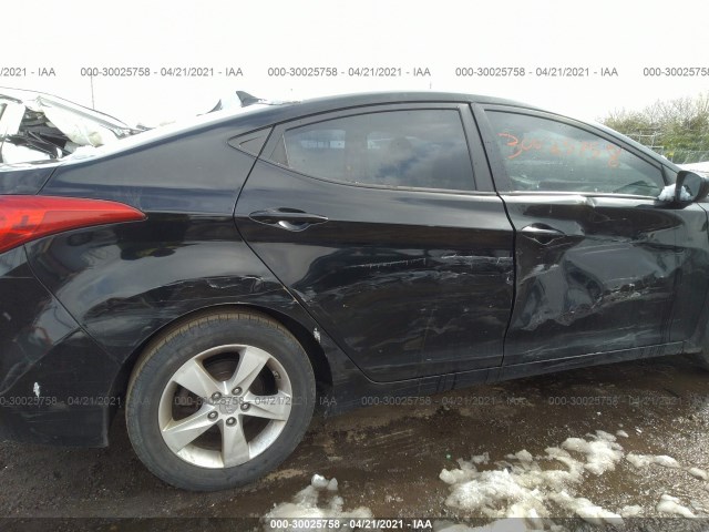 Photo 5 VIN: KMHDH4AE1CU254546 - HYUNDAI ELANTRA 