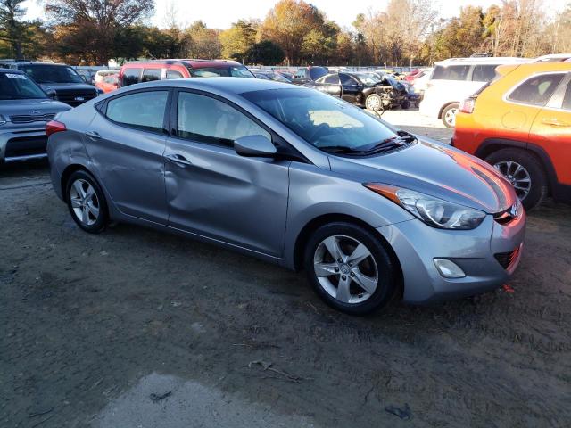 Photo 3 VIN: KMHDH4AE1CU284677 - HYUNDAI ELANTRA 