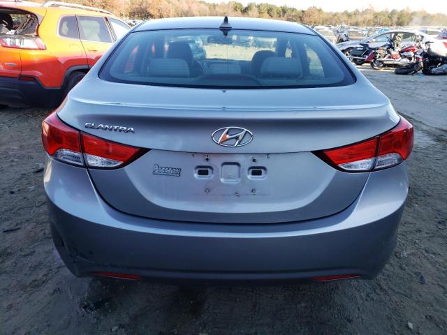 Photo 5 VIN: KMHDH4AE1CU284677 - HYUNDAI ELANTRA 