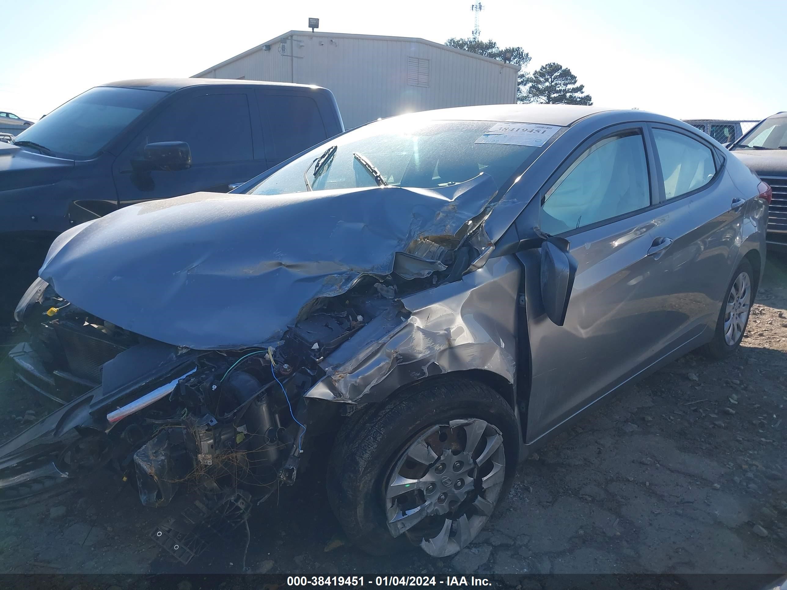 Photo 1 VIN: KMHDH4AE1CU310419 - HYUNDAI ELANTRA 