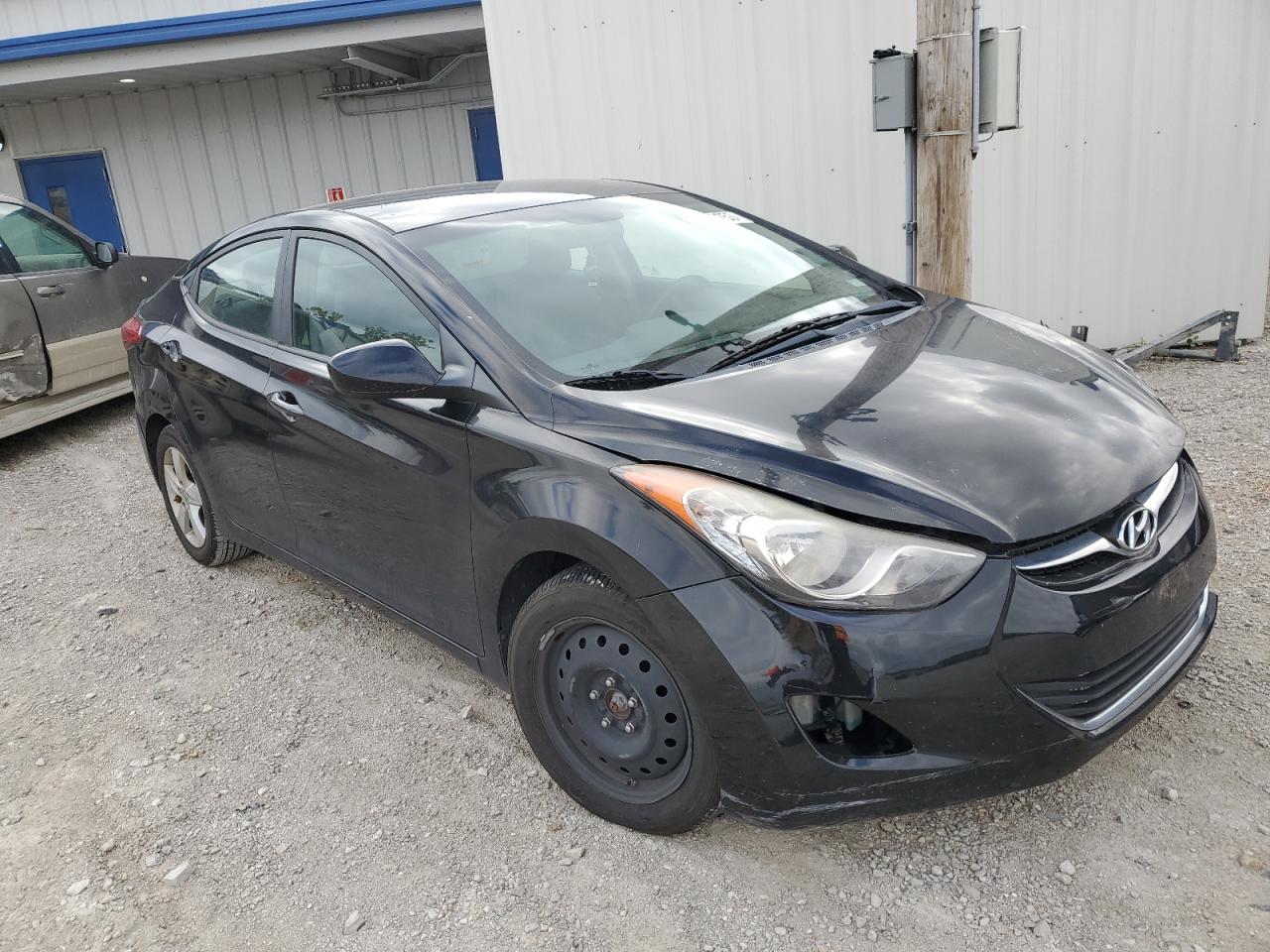 Photo 3 VIN: KMHDH4AE1CU341217 - HYUNDAI ELANTRA 