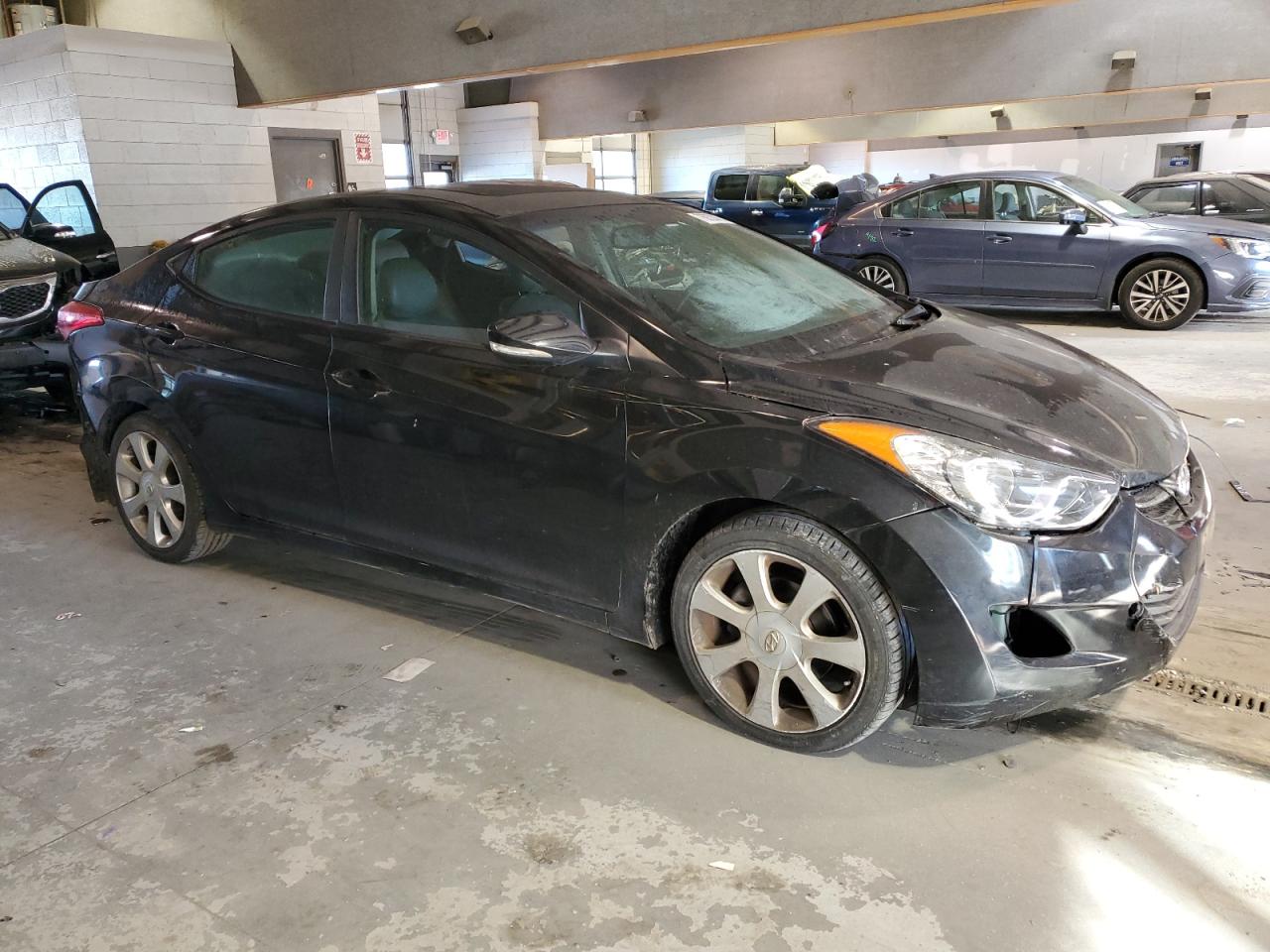 Photo 3 VIN: KMHDH4AE1CU345154 - HYUNDAI ELANTRA 