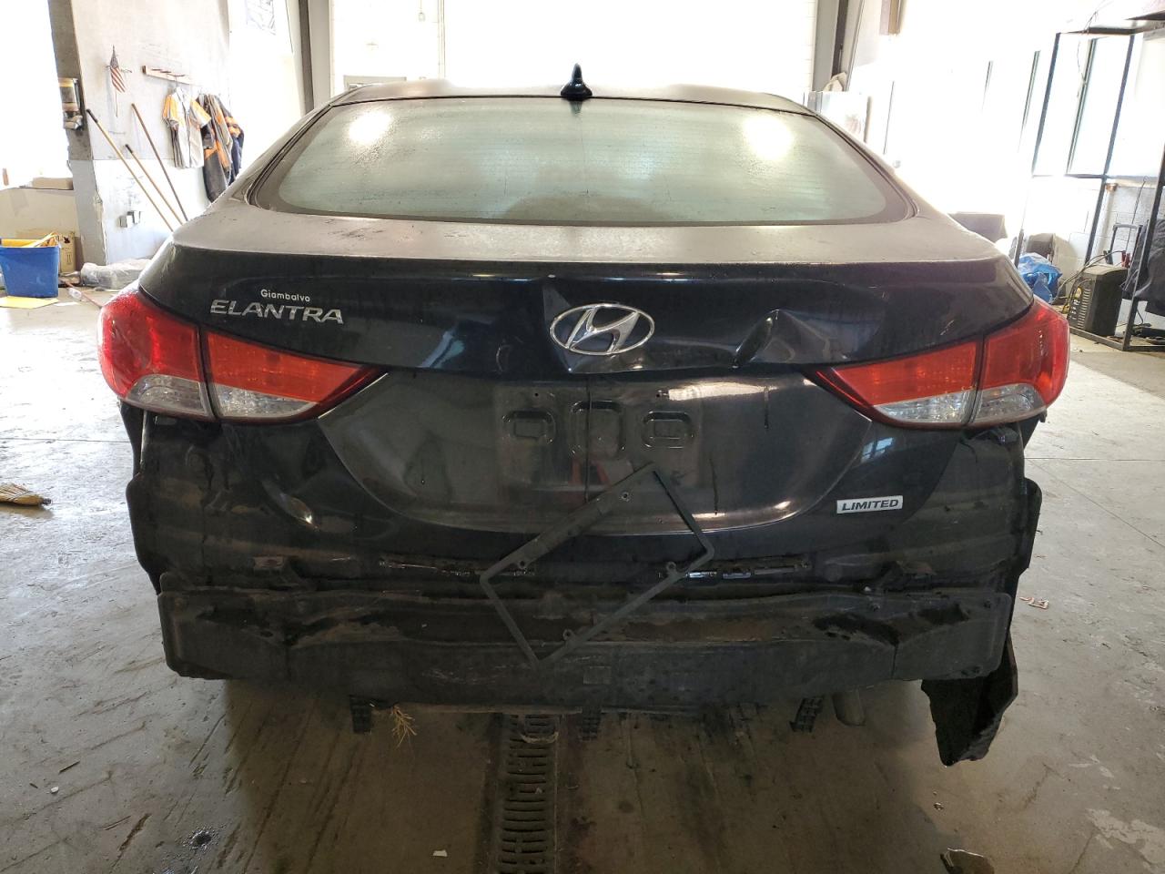 Photo 5 VIN: KMHDH4AE1CU345154 - HYUNDAI ELANTRA 