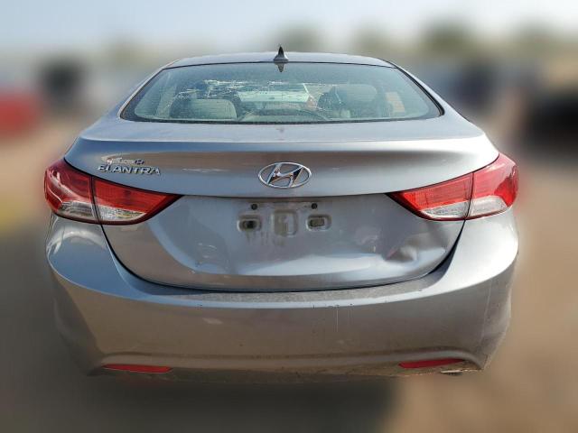 Photo 5 VIN: KMHDH4AE1CU355876 - HYUNDAI ELANTRA 