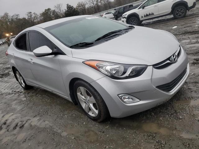 Photo 3 VIN: KMHDH4AE1CU370555 - HYUNDAI ELANTRA 