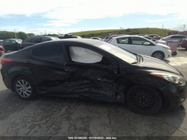 Photo 5 VIN: KMHDH4AE1CU402047 - HYUNDAI ELANTRA 