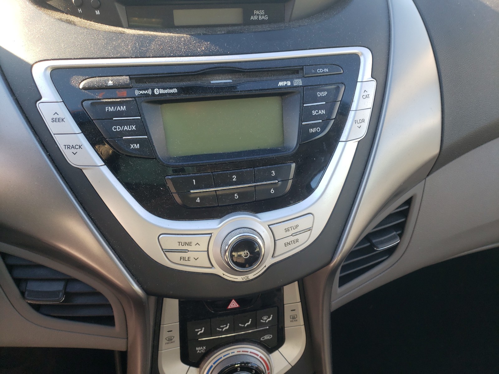 Photo 8 VIN: KMHDH4AE1CU441849 - HYUNDAI ELANTRA GL 