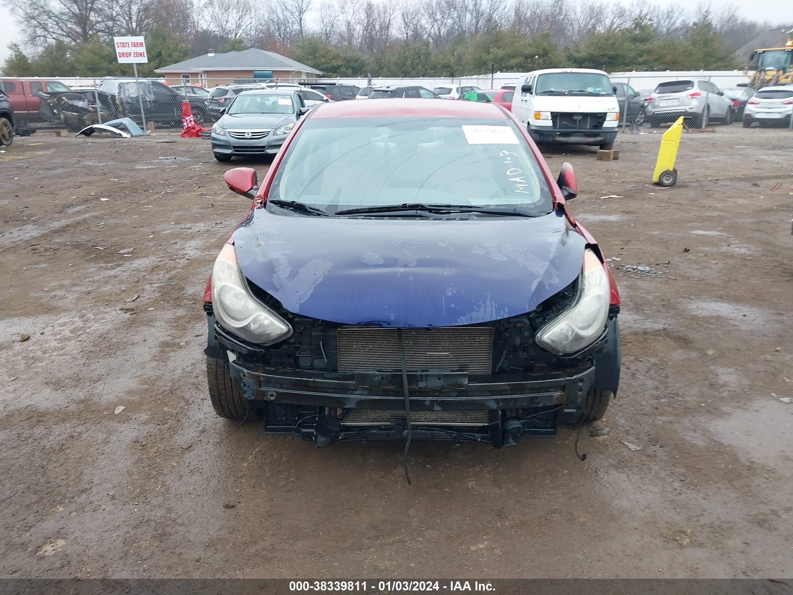 Photo 12 VIN: KMHDH4AE1CU443519 - HYUNDAI ELANTRA 