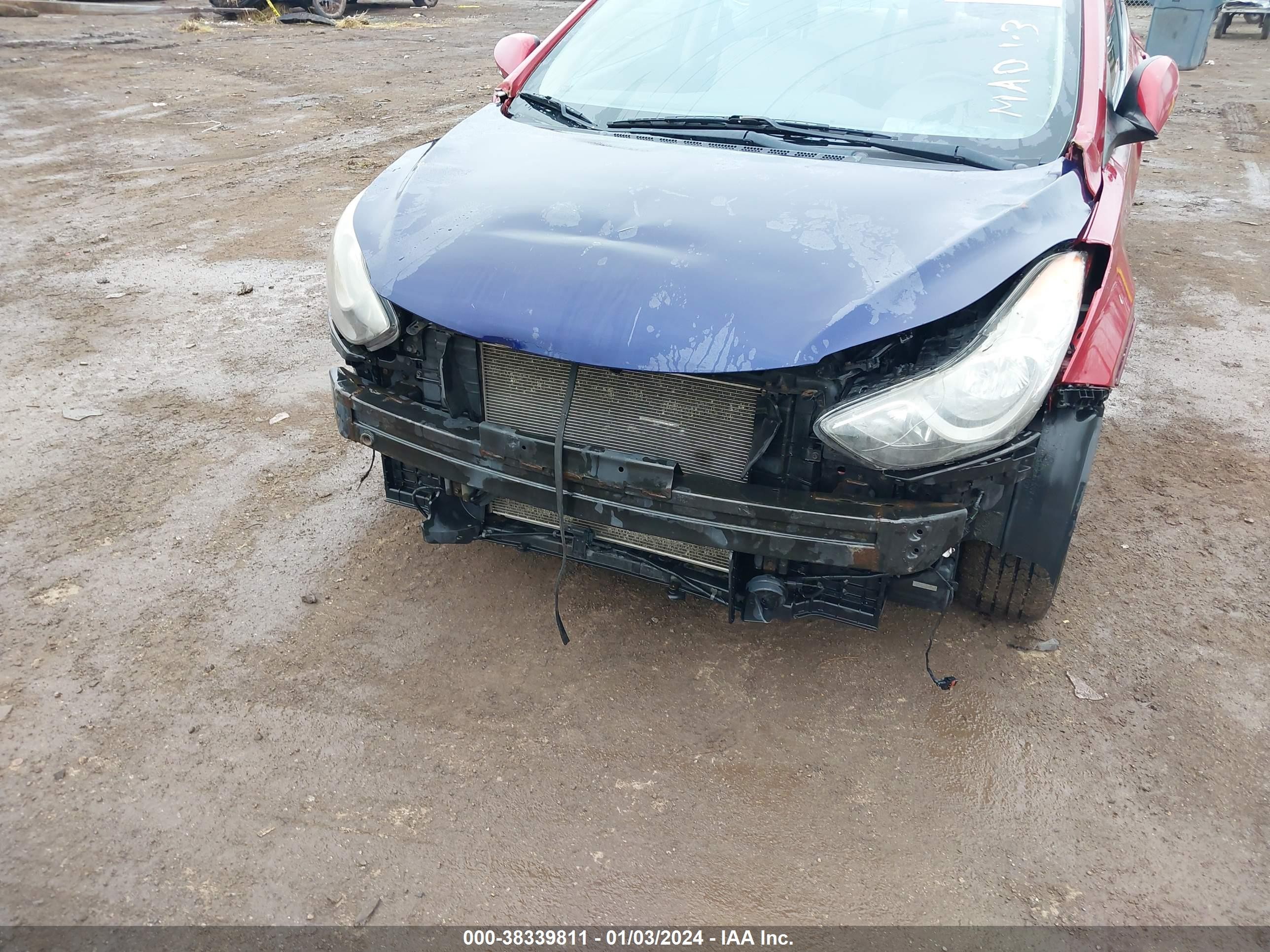 Photo 5 VIN: KMHDH4AE1CU443519 - HYUNDAI ELANTRA 