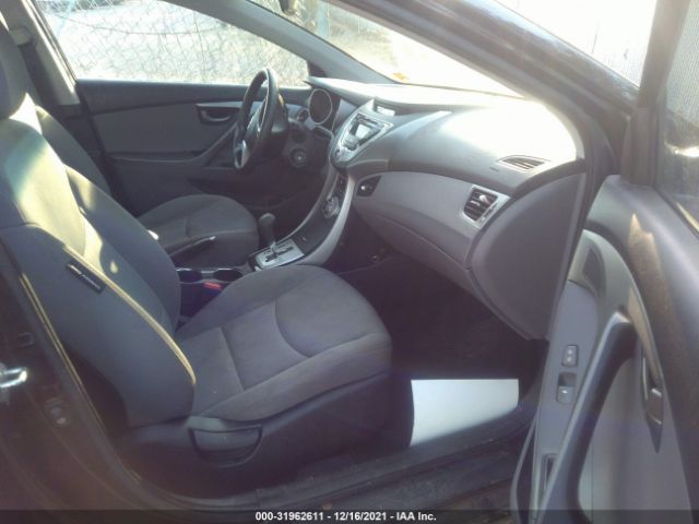 Photo 4 VIN: KMHDH4AE1CU456593 - HYUNDAI ELANTRA 