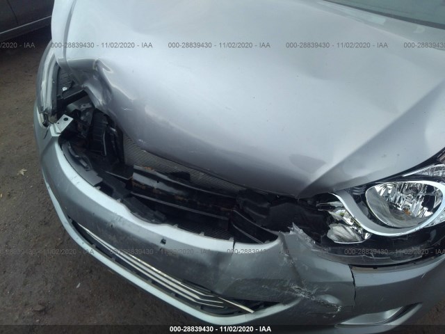 Photo 5 VIN: KMHDH4AE1CU480859 - HYUNDAI ELANTRA 