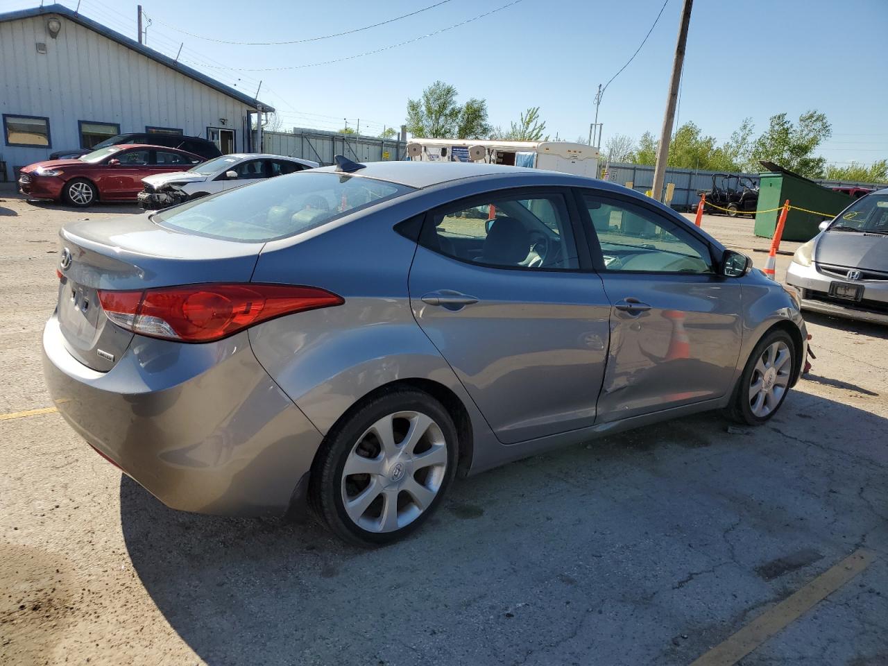 Photo 2 VIN: KMHDH4AE1CU485379 - HYUNDAI ELANTRA 