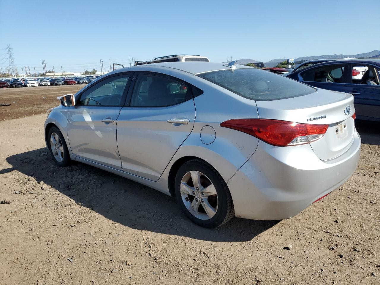 Photo 1 VIN: KMHDH4AE1DU024975 - HYUNDAI ELANTRA 