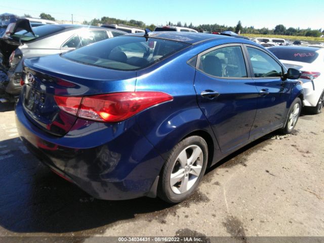 Photo 3 VIN: KMHDH4AE1DU507608 - HYUNDAI ELANTRA 