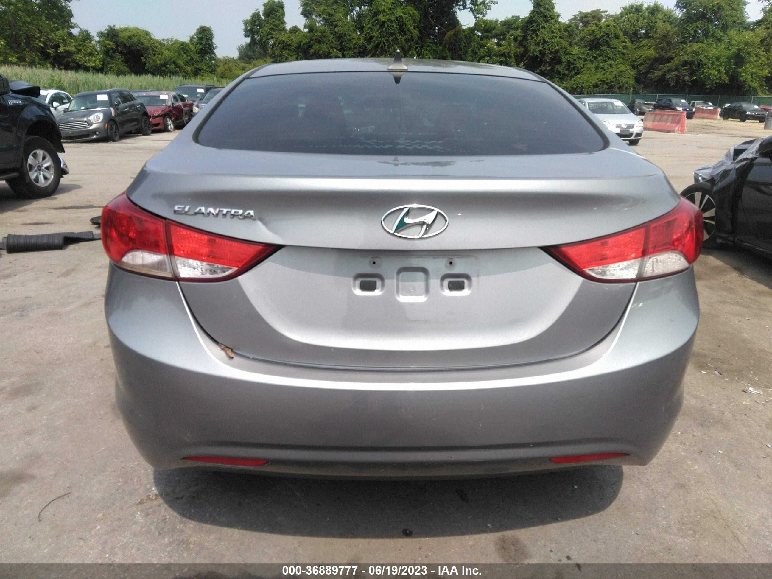 Photo 15 VIN: KMHDH4AE1DU526725 - HYUNDAI ELANTRA 