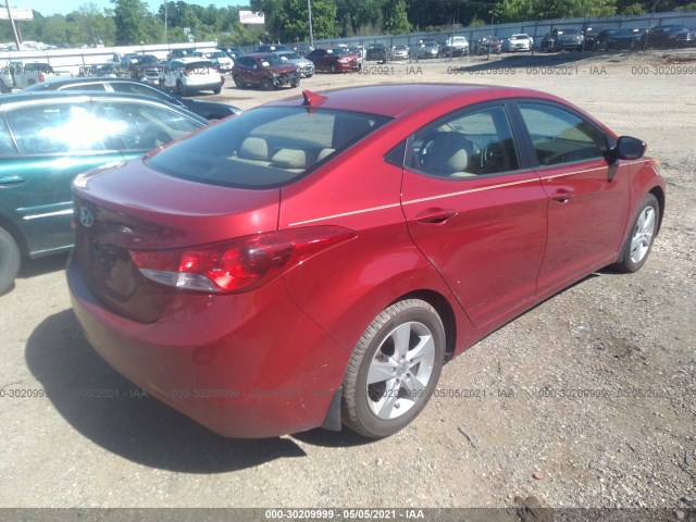 Photo 3 VIN: KMHDH4AE1DU569347 - HYUNDAI ELANTRA 