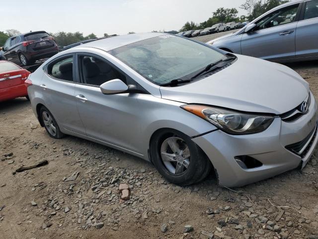 Photo 3 VIN: KMHDH4AE1DU579912 - HYUNDAI ELANTRA GL 