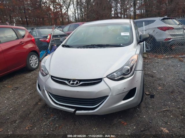 Photo 5 VIN: KMHDH4AE1DU628591 - HYUNDAI ELANTRA 