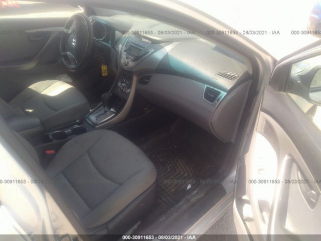 Photo 4 VIN: KMHDH4AE1DU643978 - HYUNDAI ELANTRA 